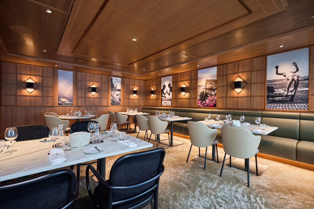 Restaurant aan boord van Mein Schiff Relax